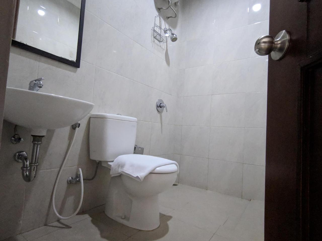 My Home By Flat06 Jakarta Exterior photo